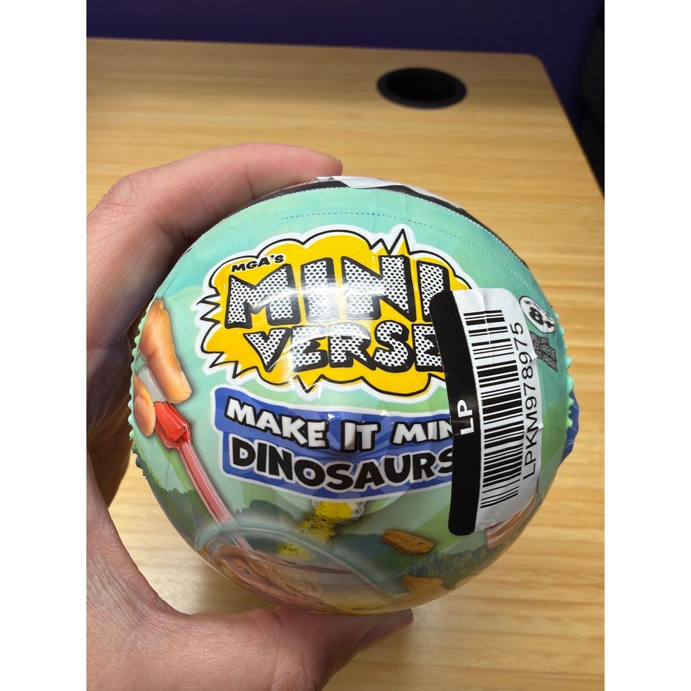 MGA Miniverse Make It Mini Dinosaurs Jurassic World Ball NIB - Picture 2 of 5